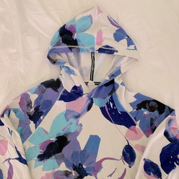 GAP Fit Athletic Crop Hoodie - Picture 1 of 7